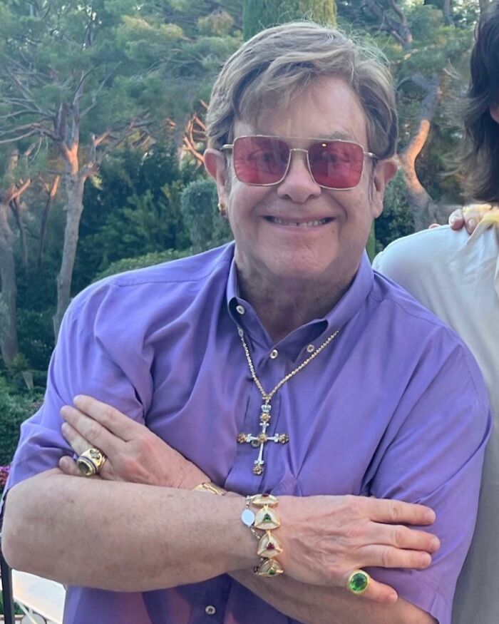 Elton John Lists All The Organs He’s Removed, Says “There's Not Much” Of Him Left Elton John Lists All The Organs He’s Removed, Says “There's Not Much” Of Him Left