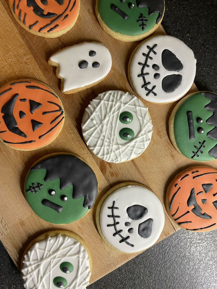 My Pinterest-Inspired Halloween Cookies For A Work Party. My Third Time Decorating Cookies And I’m Finally Seeing Improvement