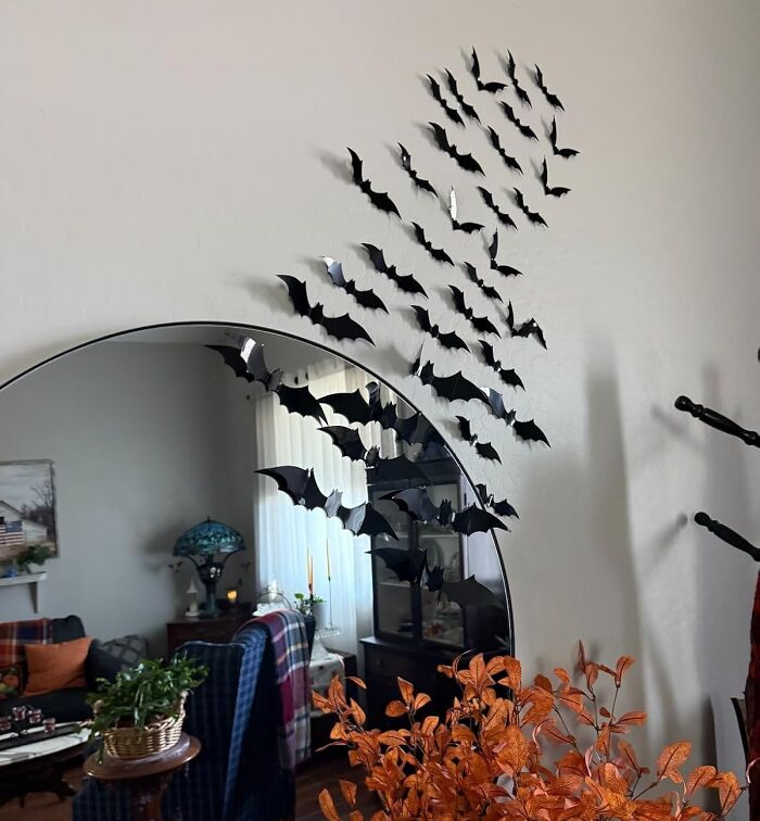These Bat Wall Decals Unleashes A Swarm Of Winged Terrors, Clinging To Your Walls Like A Dark, Gothic Omen