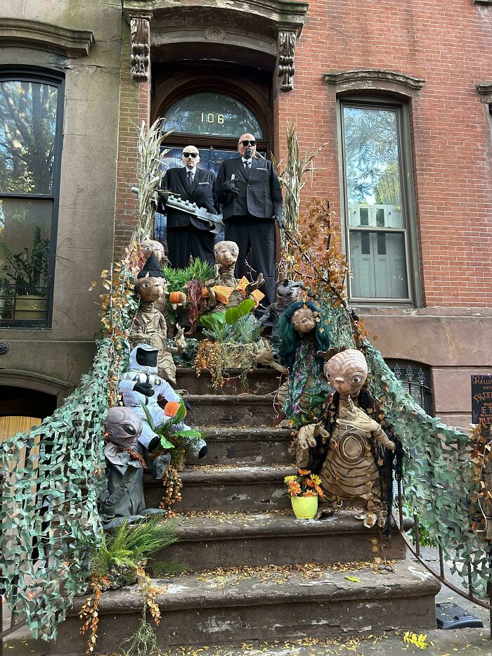 My Neighbor’s ET Display In Brooklyn, NY