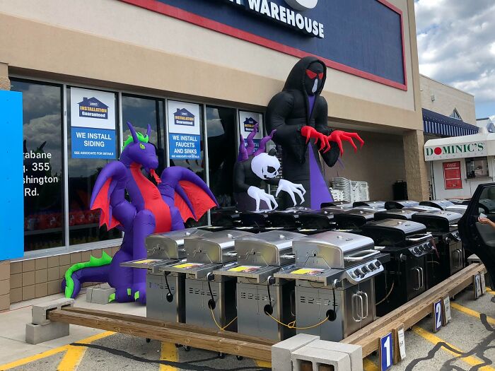 These Halloween Decorations At Lowe's Look Like They're About To Jam Out On These Grill Keyboards