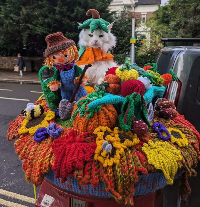 Box Topper In My Neighborhood For Autumn