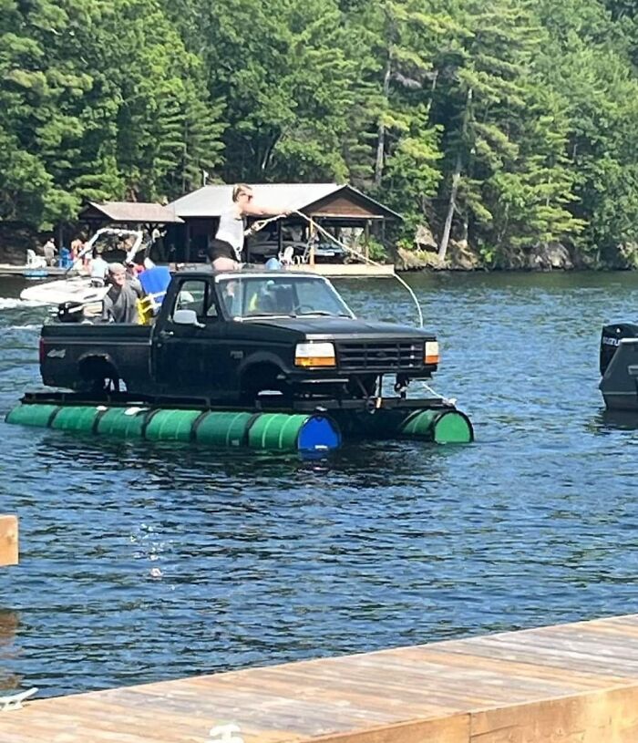 40 Times People Had Such Wild Solutions To Problems, They Ended Up On The “Anything Gone Wrong” Page