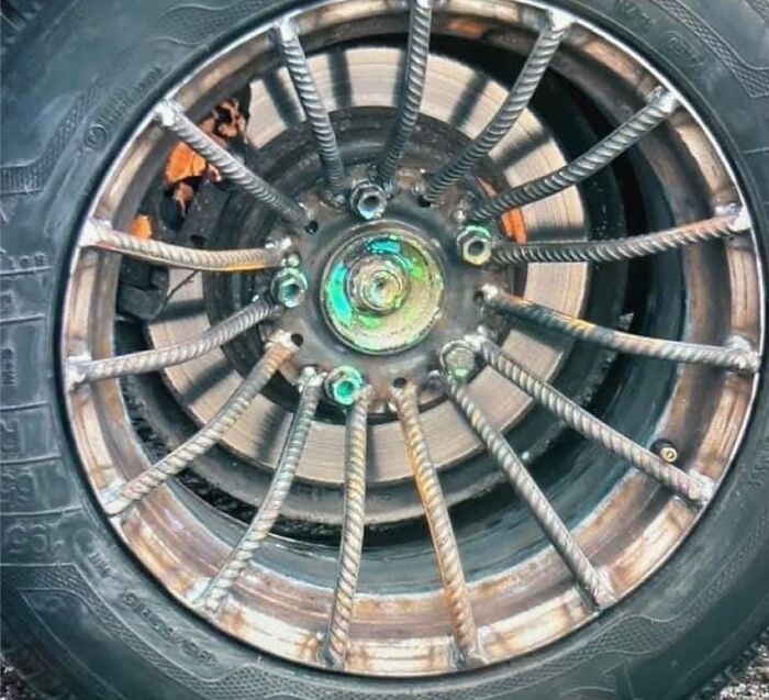 40 Times People Had Such Wild Solutions To Problems, They Ended Up On The “Anything Gone Wrong” Page