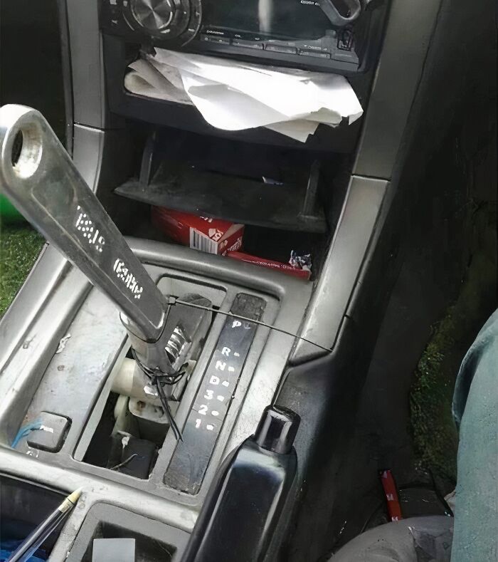 40 Times People Had Such Wild Solutions To Problems, They Ended Up On The “Anything Gone Wrong” Page