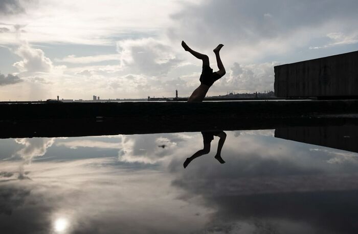 Delightful Street Photography By Serkan Tekin: Timing Is Everything (New Pics)