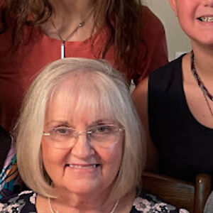 gloriasmith_3 avatar