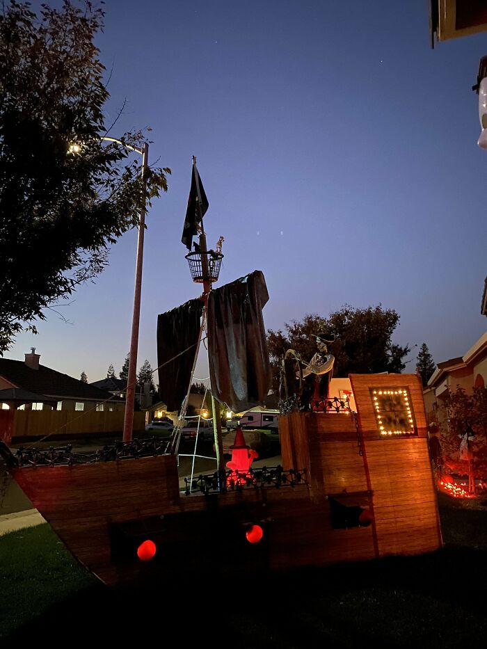 Our DIY Pirates Ship