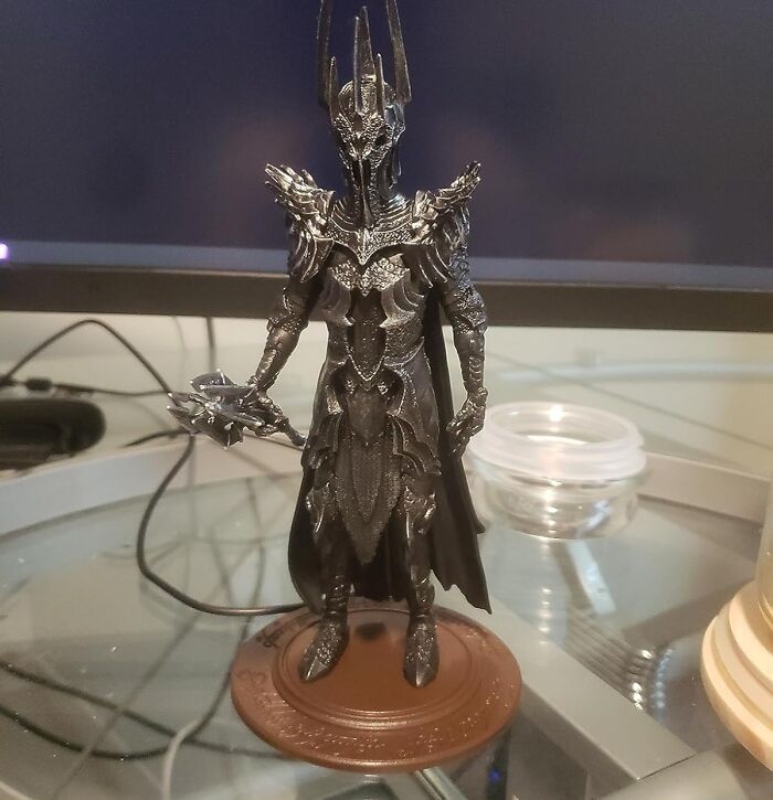 Ehold The Dark Lord Of Mordor In All His Terrifying Splendor With The Sauron Figurine, A Masterfully Crafted Representation Of The Powerful And Malevolent Force That Seeks To Dominate All Of Middle-Earth