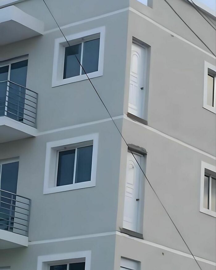 50 Cringeworthy Design Fails That Are So Bad, They're Funny