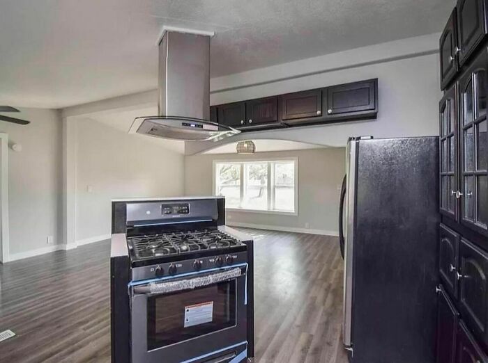 50 Cringeworthy Design Fails That Are So Bad, They're Funny