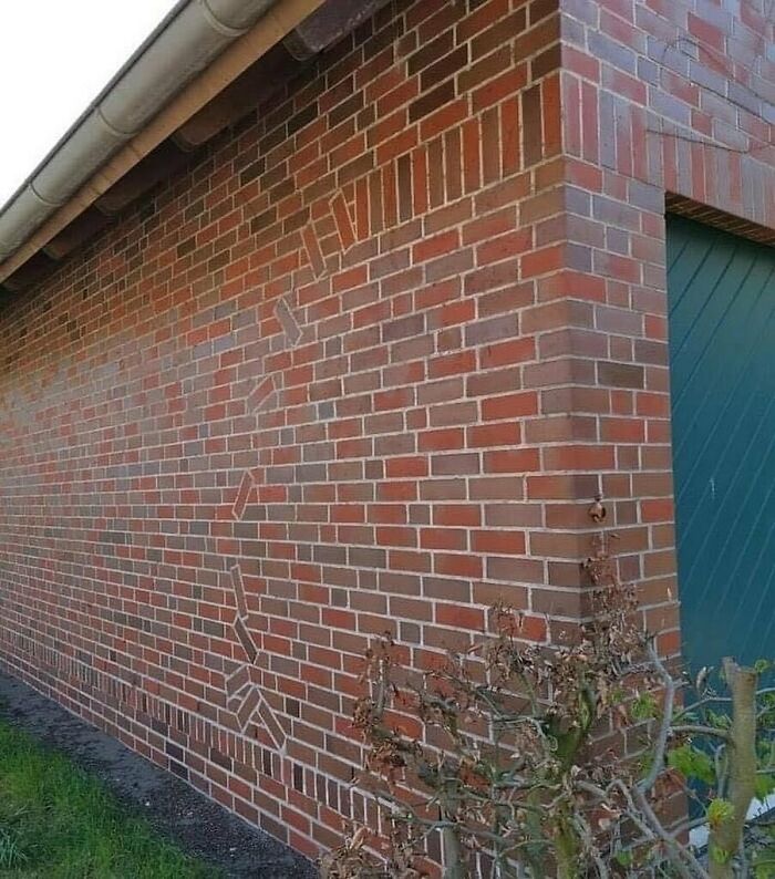 50 Cringeworthy Design Fails That Are So Bad, They're Funny