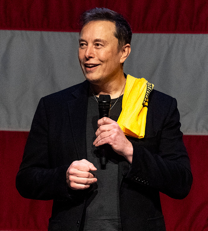 Robert Downey Jr. Brutally Calls Out Elon Musk, Says He Needs To &ldquo;Control His Behavior&rdquo;