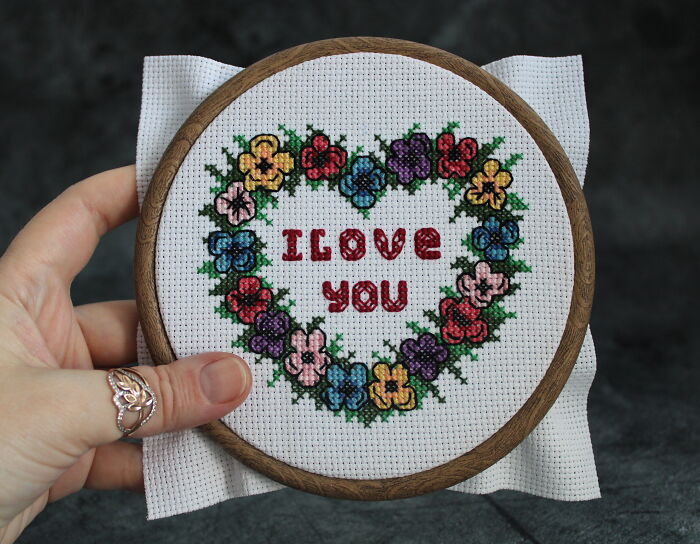 I Create Cross-Stitch Patterns, And Here Are 40 Of My Easy-To-Follow Patterns
