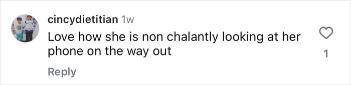 Hilarious Theme Song Accompanies Racist Woman As She’s Removed From Flight Hilarious Theme Song Accompanies Racist Woman As She’s Removed From Flight