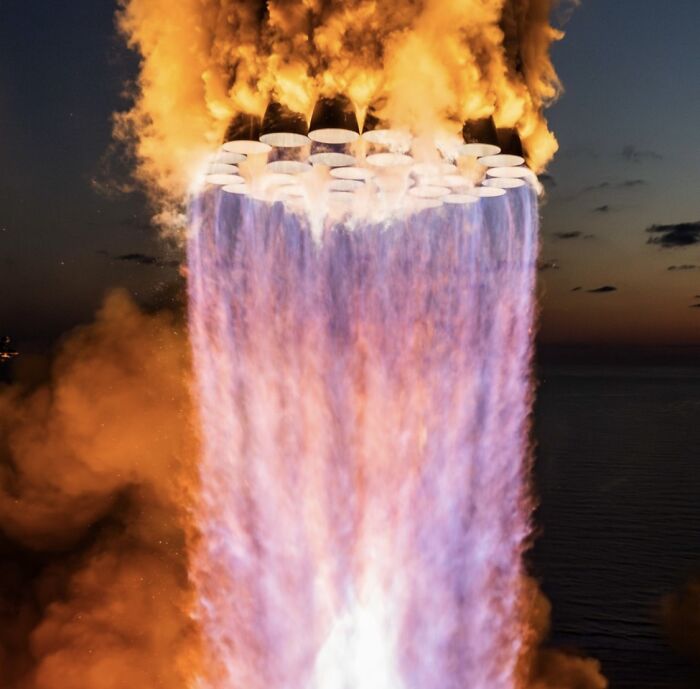 SpaceX Shares Exclusive Images From Its Historic Booster &ldquo;Catch&rdquo; Moment, Will Do It Again