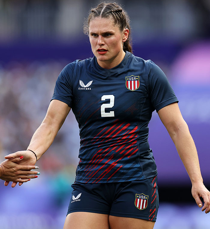 "I'll Cancel My Plans": Ilona Maher Praised For Helping Salon Staff With Safety Concern "I'll Cancel My Plans": Ilona Maher Praised For Helping Salon Staff With Safety Concern