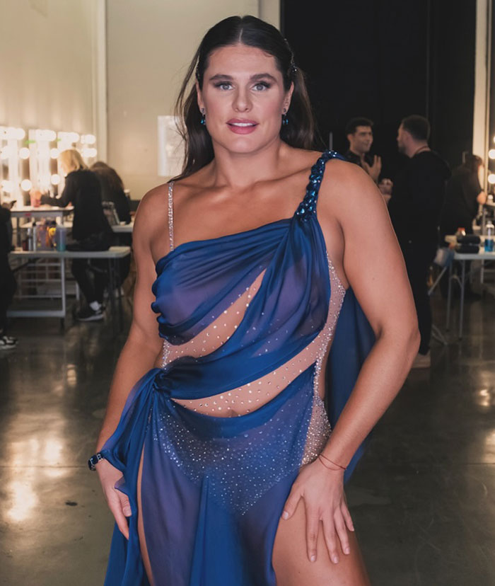 "I'll Cancel My Plans": Ilona Maher Praised For Helping Salon Staff With Safety Concern "I'll Cancel My Plans": Ilona Maher Praised For Helping Salon Staff With Safety Concern