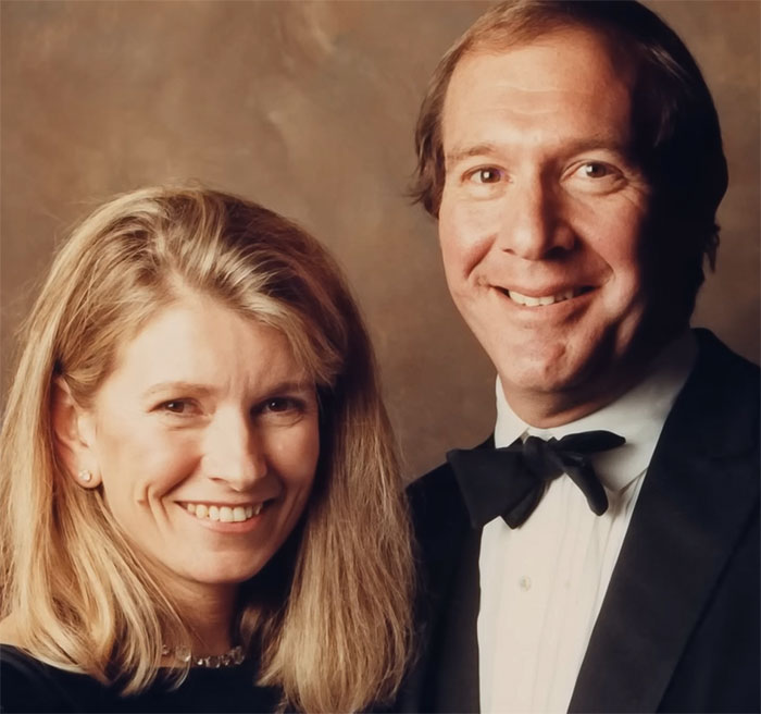 30-Year-Old Secret Affair Comes To Light Following Martha Stewart’s Upcoming Netflix Docuseries 30-Year-Old Secret Affair Comes To Light Following Martha Stewart’s Upcoming Netflix Docuseries