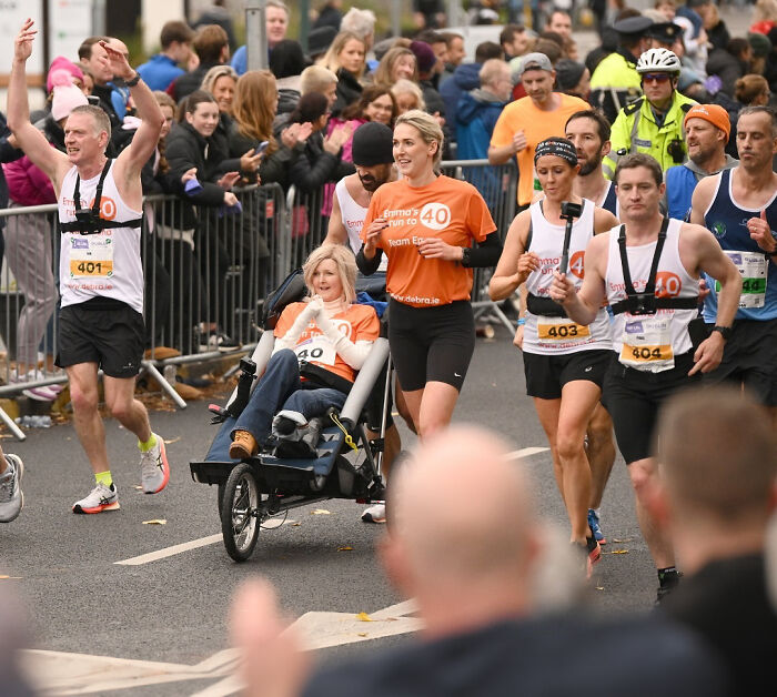 Farrell Finishes Marathon With Ireland&rsquo;s Oldest Surviving Person With Epidermolysis Bullosa