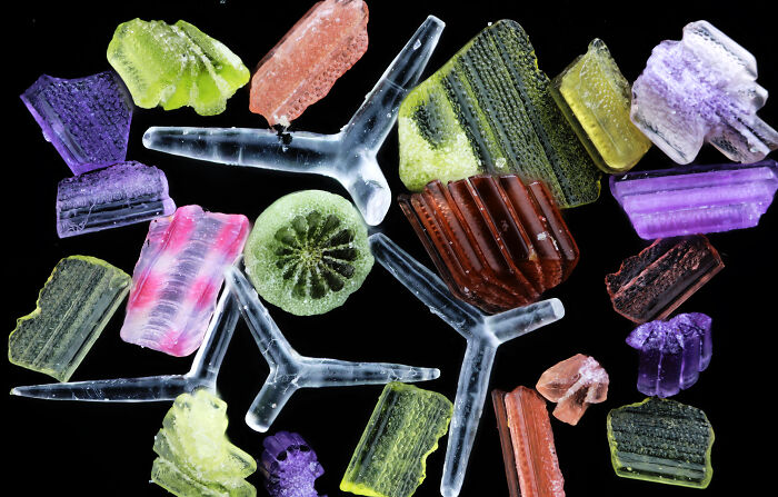 Colorful microscopic crystals captured in a mind-blowing photomicrograph from the 2024 Nikon Small World contest