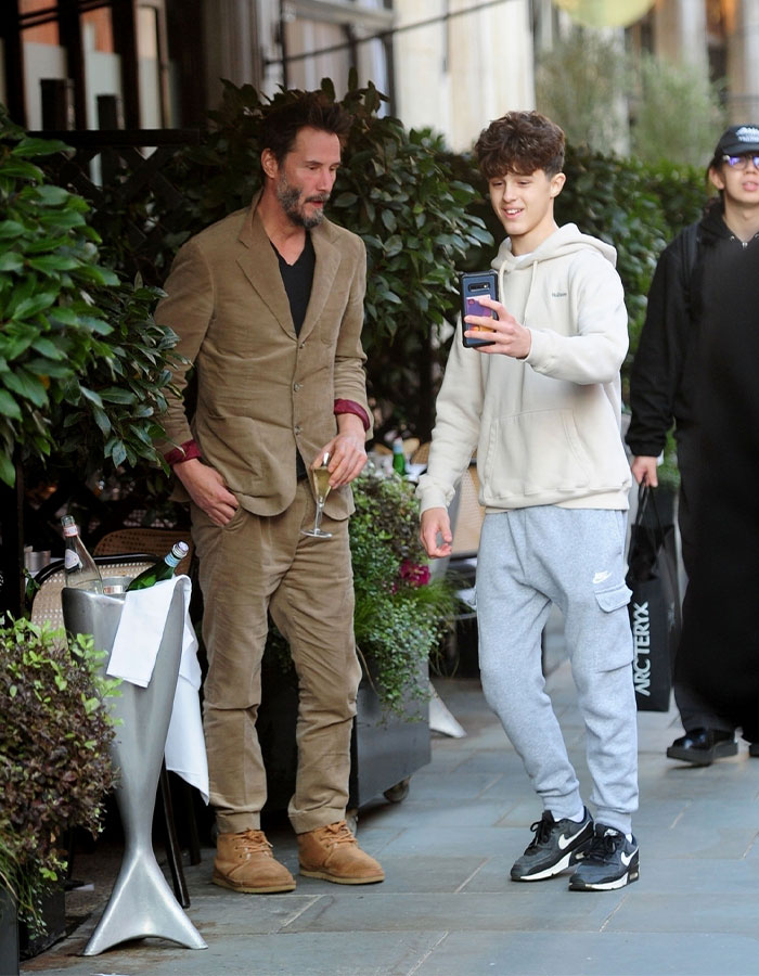 "Gives Me Hope": Keanu Reeves, 60, Looks "So Happy" With Girlfriend Amid Rare Public Outing