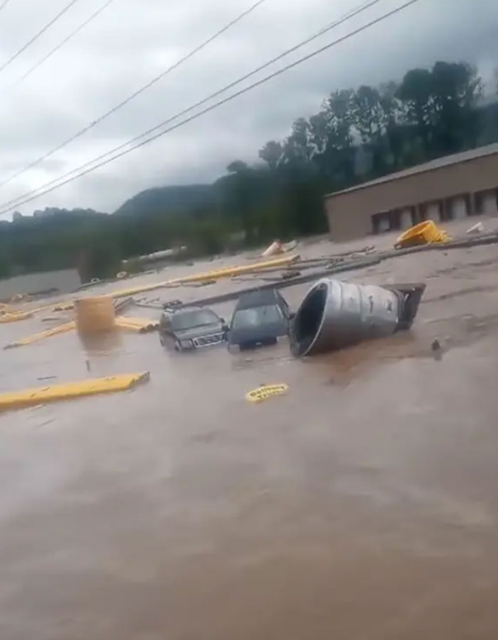 Workers Swept Away In Hurricane Helene Flooding After Boss Forces Them To Wait Too Long