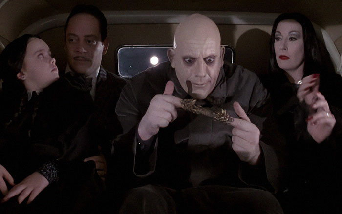 Cast of 1991's &lsquo;The Addams Family&rsquo; Reunites For The First Time In Years: &ldquo;Now I Wanna Cry&rdquo;