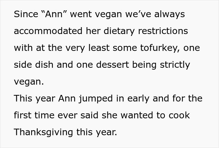 Vegan Host Pushes Her Thanksgiving Menu, Friends Serve Her An RSVP Nightmare In Return