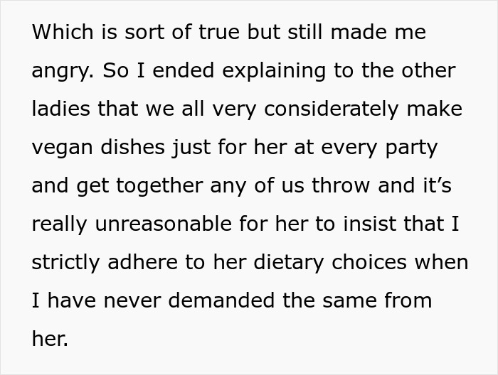 Vegan Host Pushes Her Thanksgiving Menu, Friends Serve Her An RSVP Nightmare In Return