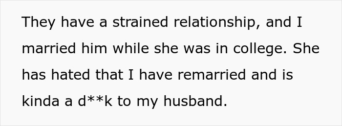 Woman Refuses To Sit Next To Late Husband&rsquo;s Portrait, Boycotts Wedding Despite Daughter&rsquo;s Pleas