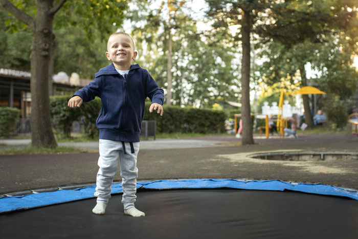 Mom Calls Out Parents Who Think Their Kids&rsquo; Chaotic Behavior In Public Places Is &ldquo;Cute&rdquo;