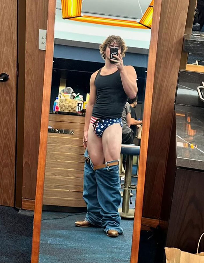 "Using His Body For Promo": Singer Benson Boone Leaves Concert In A Speedo, Sparks Outrage "Using His Body For Promo": Singer Benson Boone Leaves Concert In A Speedo, Sparks Outrage