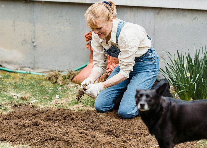 &ldquo;Boomer Neighbors Think That Because Our House Was Vacant For A While, Our Yard Becomes Theirs&rdquo;