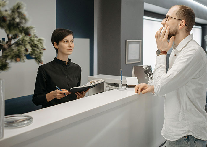 Vets Tell Pet Owner There Is No Gay Test, He Loses It And Throws A Tantrum