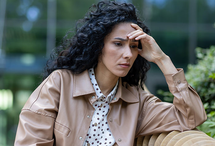 Girlfriend Breaks Up Over Feuding With BF&rsquo;s Female Friend, Unhinged Messages Follow