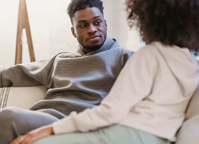 Girlfriend Breaks Up Over Feuding With BF&rsquo;s Female Friend, Unhinged Messages Follow