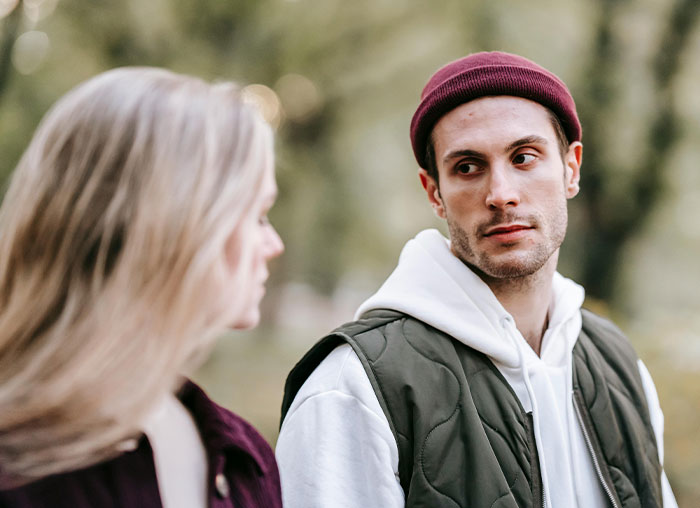 Girlfriend Breaks Up Over Feuding With BF&rsquo;s Female Friend, Unhinged Messages Follow