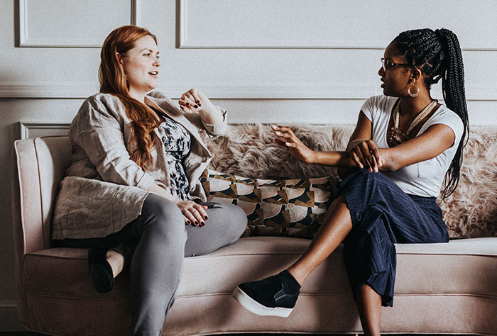 Girlfriend Breaks Up Over Feuding With BF&rsquo;s Female Friend, Unhinged Messages Follow