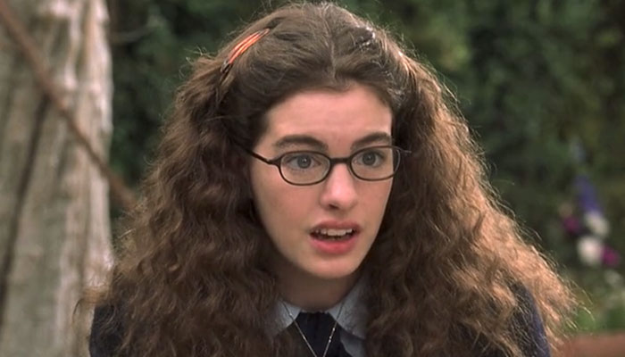 Hairstylist Recalls &ldquo;Worst Experience&rdquo; Working With Anne Hathaway Amid Public Backlash