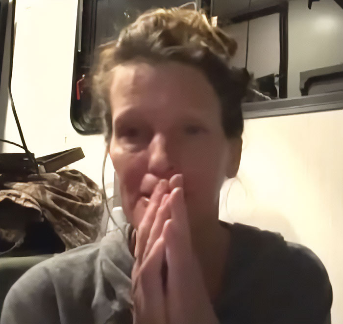 Marine Corps Vet Left "Humiliated" After She's Removed From Delta Flight Over "Threatening" Shirt Marine Corps Vet Left "Humiliated" After She's Removed From Delta Flight Over "Threatening" Shirt