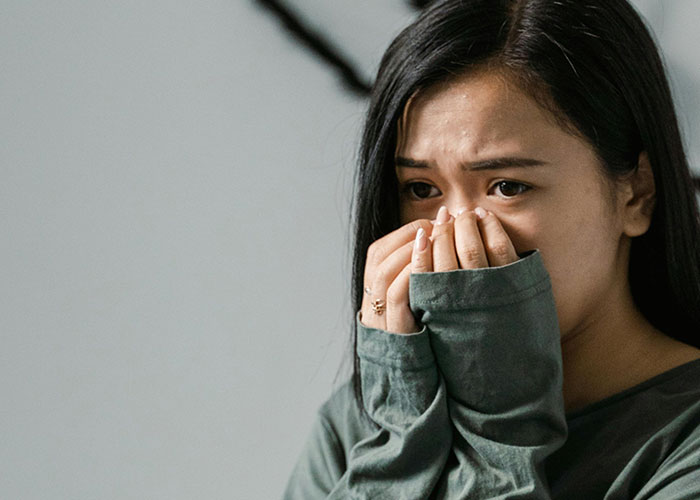 50 Haunted House Employees Share The Things People Did To Make Them Break Character