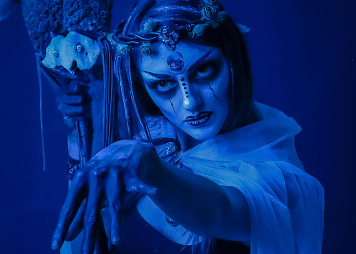 50 Haunted House Employees Share The Things People Did To Make Them Break Character