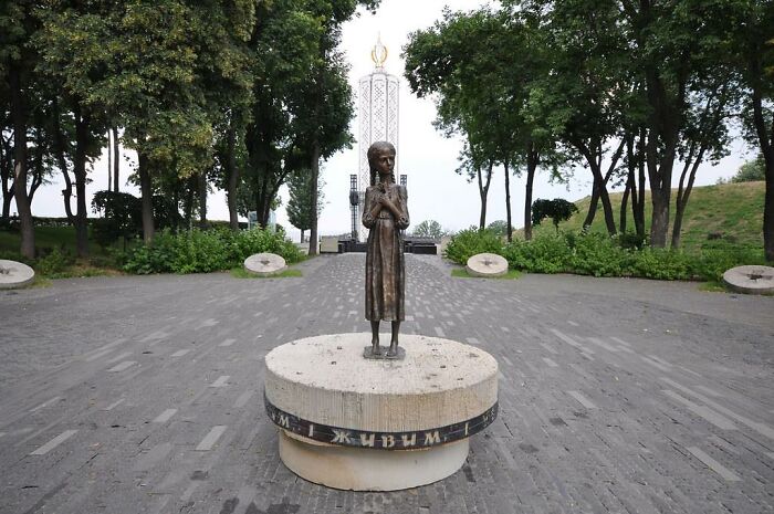 30 Significant Historical Events That Were Grislier Than Perceived