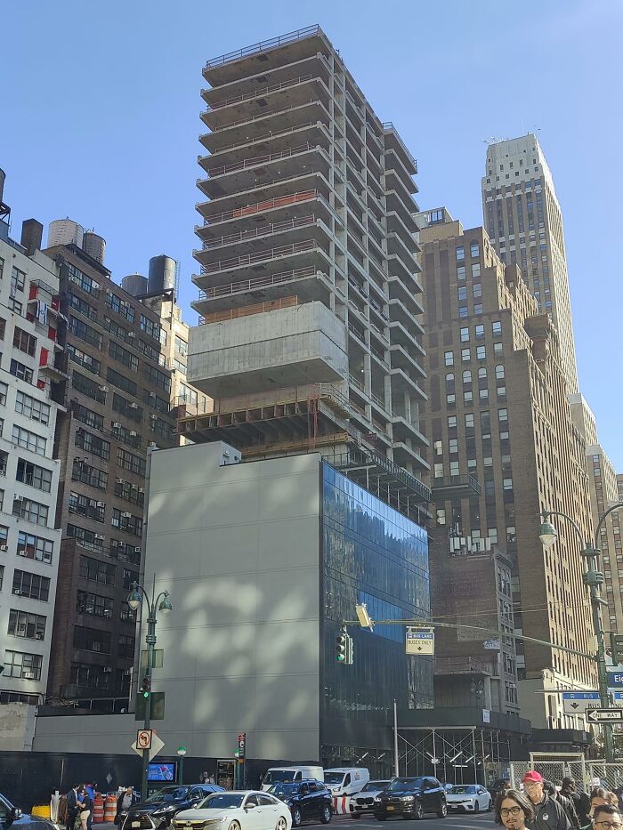 Funny-Architecture-Shaming-Pics