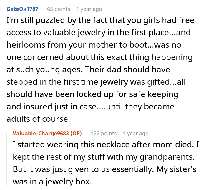 &ldquo;AITA For Refusing To Let My Sister Wear Our Late Mom&rsquo;s Necklace On Her Wedding Day?&rdquo;