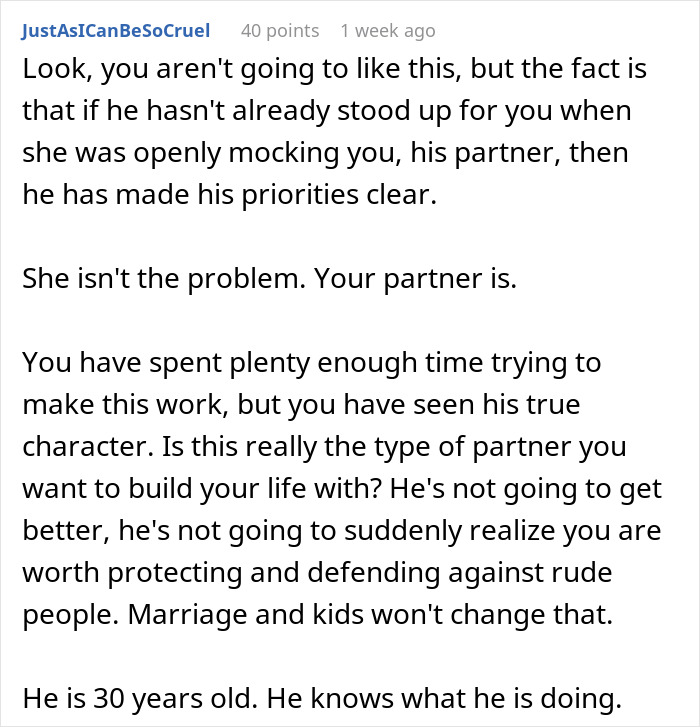 Girlfriend Breaks Up Over Feuding With BF&rsquo;s Female Friend, Unhinged Messages Follow