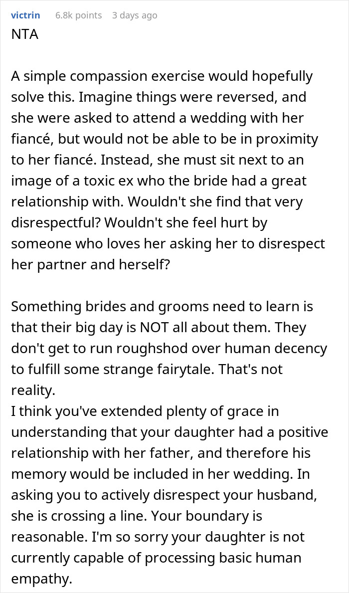 Woman Refuses To Sit Next To Late Husband&rsquo;s Portrait, Boycotts Wedding Despite Daughter&rsquo;s Pleas