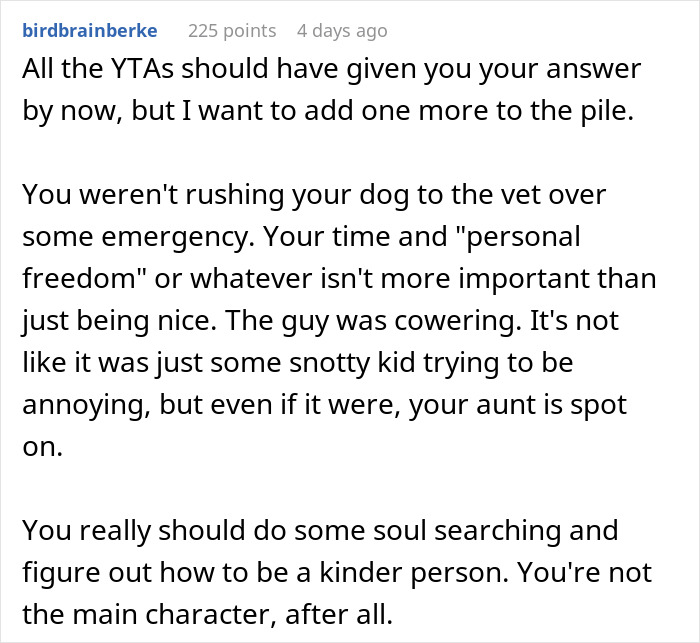 “He Was Being A Baby”: Woman Refuses To Accommodate Dog-Phobic Neighbor, Gets Called Out “He Was Being A Baby”: Woman Refuses To Accommodate Dog-Phobic Neighbor, Gets Called Out