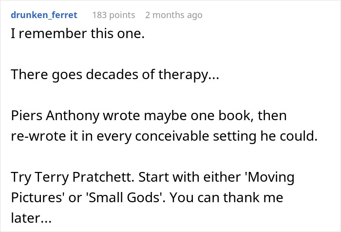 Woman Is Lost After Her Older BF Gives Her A Misogynist Book To Read, Posts Update 8 Years Later